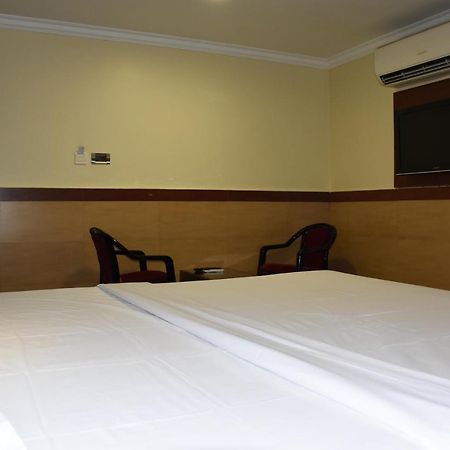 Everest Park Residency Tiruchirappalli Extérieur photo
